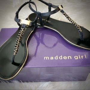NIB Madden Girl Mellowed Navy & Gold Sandals